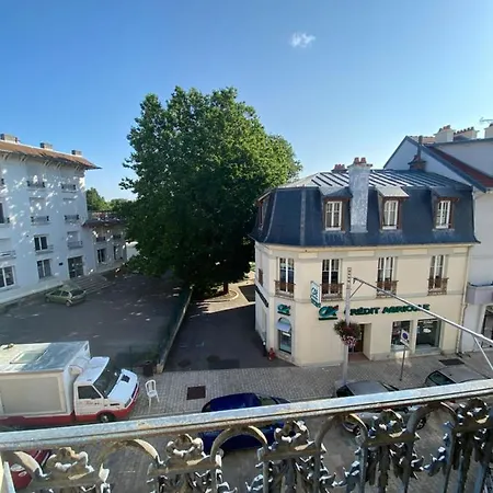 Meuble T2 Moderne En Hyper Centre Apartment Vittel Exterior photo